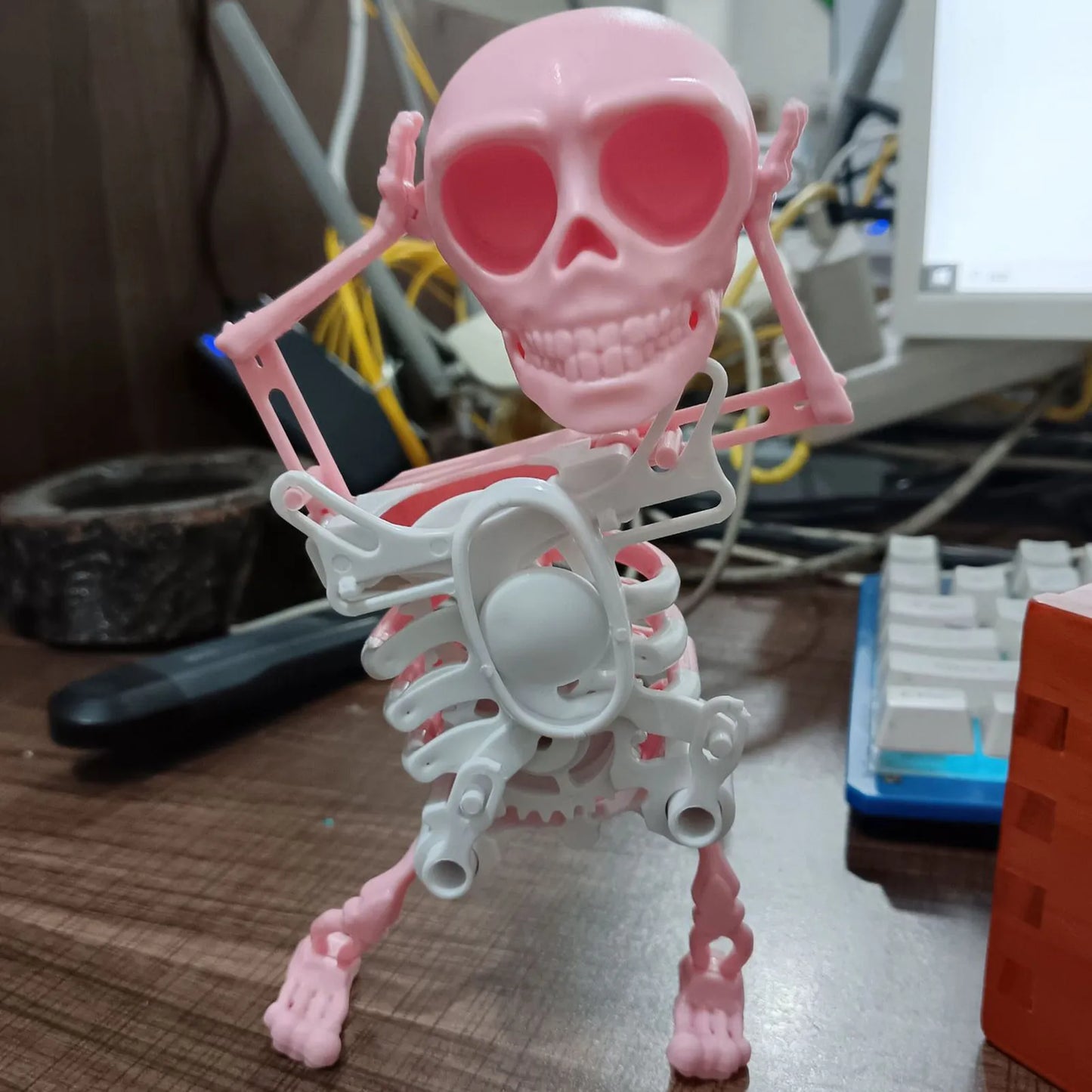 Skull Twister Dancing Skeleton