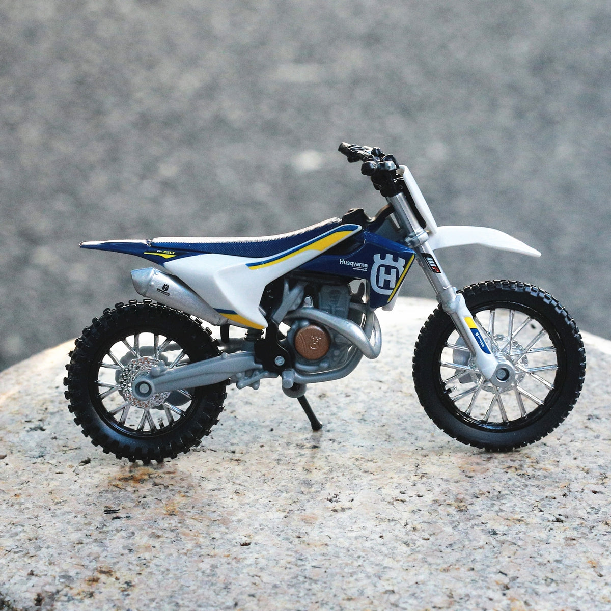 Diecast Model Husqvarna BIke