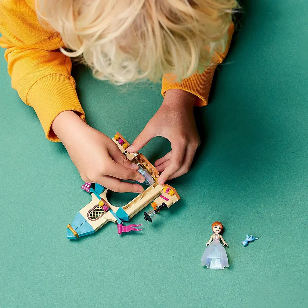 Annas Castle Courtyard Toy